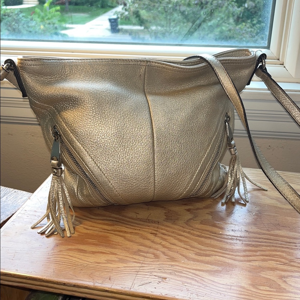 B. Makowsky Metallic Slouchy Gold Crossbody Bag